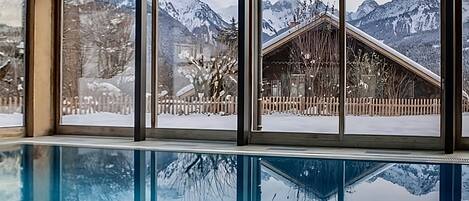 Appartement, 3 chambres, accessible aux personnes à mobilité réduite, piscine privée | Piscine | Piscine couverte
