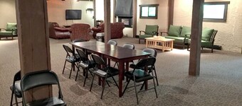 #09 - Snowline Lodge