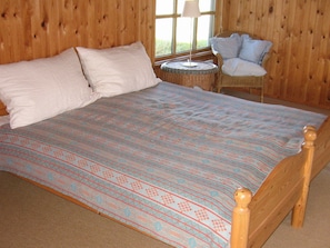 2 Schlafzimmer, Babybetten