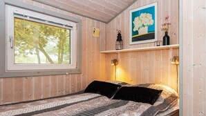2 bedrooms, cots/infant beds, individually furnished - Ravishing Holiday Home in Hemmet near Sea (Hemmet)