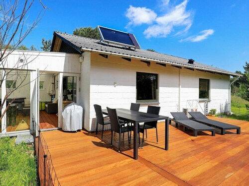 6 Person Holiday Home in Albaek