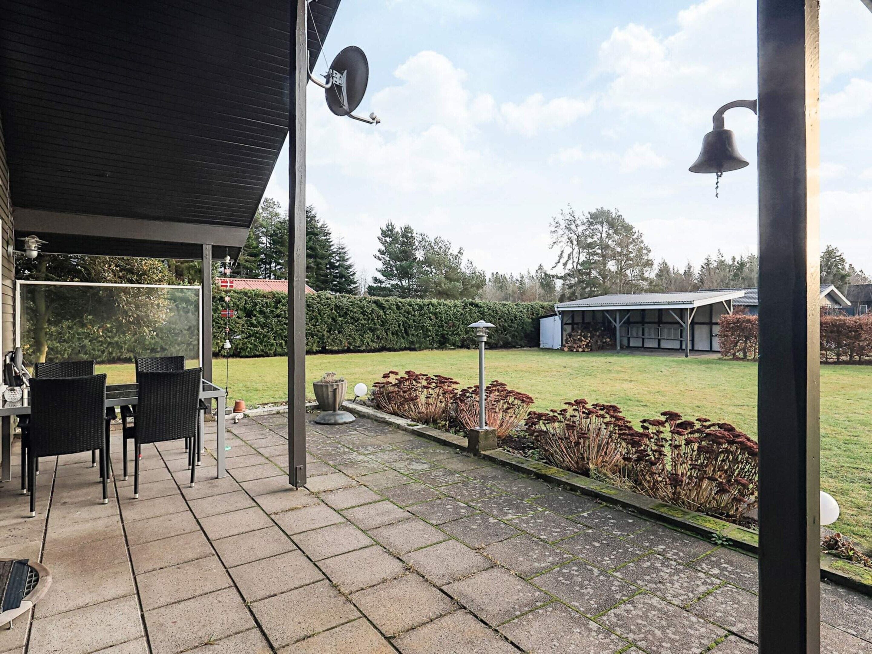 House | Outdoor dining
