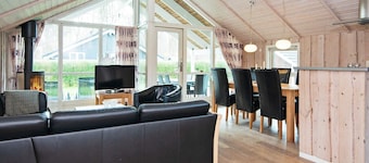 尤爾斯明德 8 人度假屋