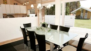 House | Dining - 8 Person Holiday Home in Aakirkeby (Akirkeby)