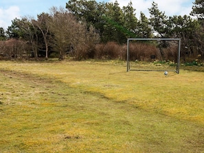 Fitness facility - Sunlit Holiday Home in Fanø With Terrace (Fano)