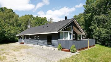 House | Exterior