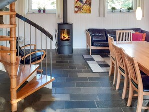 House | Dining