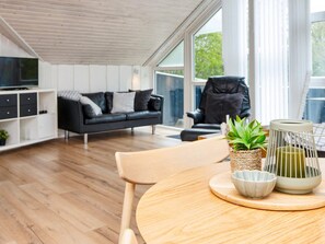 Dining - 6 Person Holiday Home in Hemmet (Hemmet)