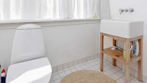 House | Bathroom - 4 Person Holiday Home in Gilleleje-by Traum (Gilleleje)