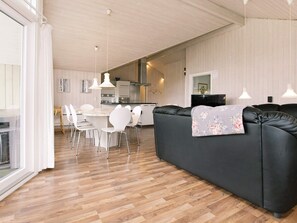 House | Interior - 4 Star Holiday Home in Vaeggerlose (Vaeggerlose)