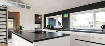 10 Person Holiday Home in Lokken-by Traum