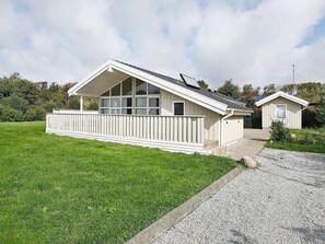 Exterior - Cozy Holiday Home in Vestervig With Sauna (Vestervig)