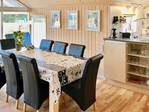 House | Dining - 12 Person Holiday Home in Rodby (Rodby)
