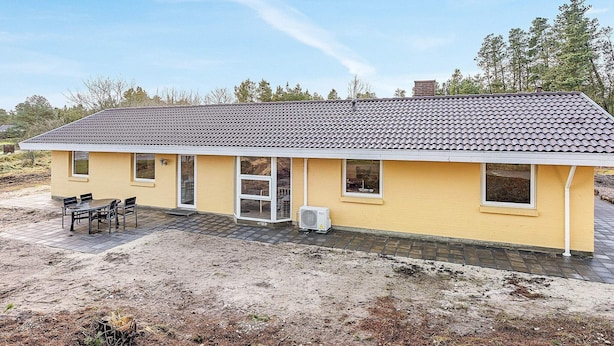 Unclassified image, 1 of 25, button - Comfortable Holiday Home in Blåvand With Sauna (Blavand)