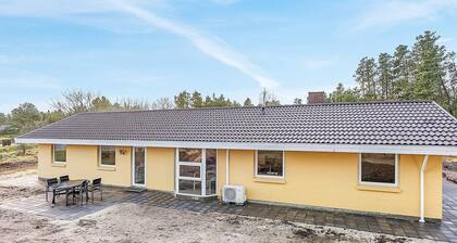 Comfortable Holiday Home in Blåvand With Sauna