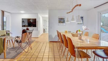 5 soveværelser, baby-/barnesenge