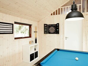 4 Schlafzimmer, Babybetten