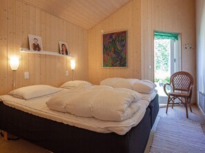 4 bedrooms
