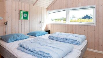 4 bedrooms