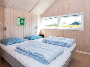 4 bedrooms