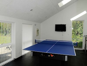 4 bedrooms