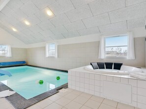 Pool - 5 Star Holiday Home in Idestrup (Idestrup)