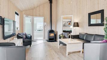 House | Private kitchen | High chair