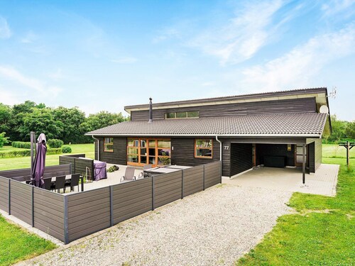 Serene Holiday Home in Hemmet With Sauna