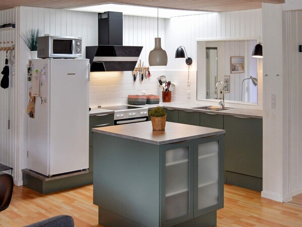 House | Private kitchen | Highchair