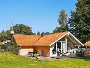Exterior - Captivating Holiday Home in Glesborg With Sauna (Glesborg)