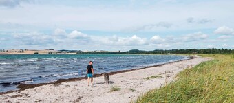 Exquisite Holiday Home in Knebel near Sea