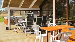 House | Dining - 12 Person Holiday Home in Rodby (Rodby)