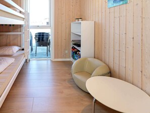 4 bedrooms - Enthralling Holiday Home in Hadsund near Sea (Hadsund)
