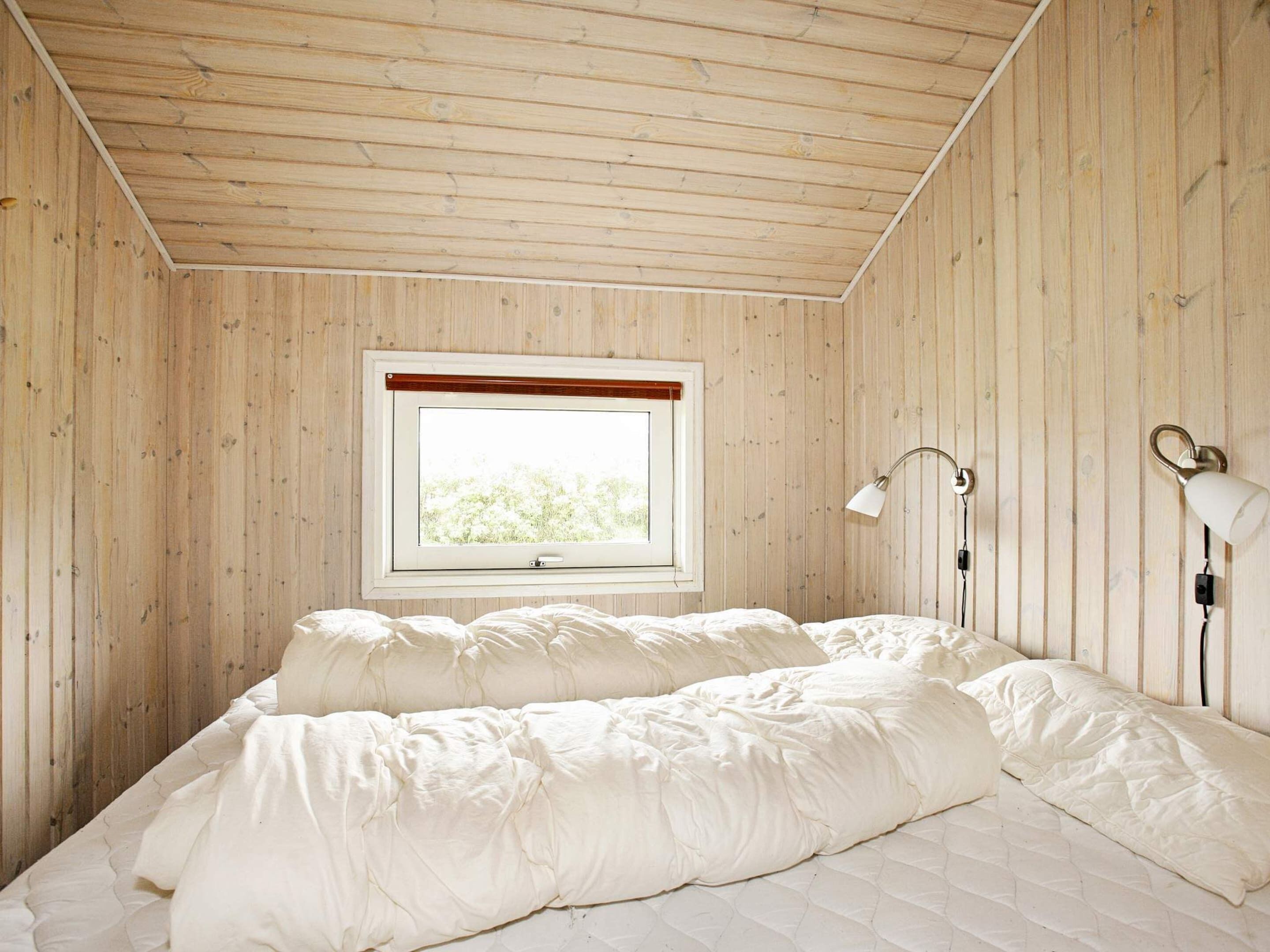 5 bedrooms