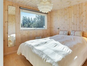 3 Schlafzimmer, Babybetten