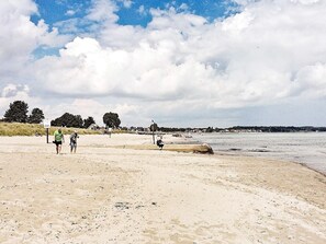 Beach - Holiday Home in Scharbeutz (Scharbeutz)