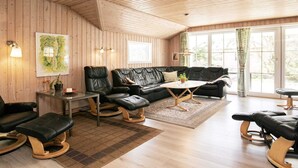Unclassified image, 3 of 19, button - 8 Person Holiday Home in Blavand (Blavand)
