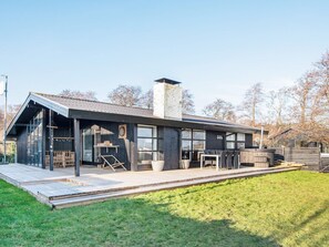 Exterior - Peaceful Holiday Home in Fjerritslev near Beaches (Sjølund)