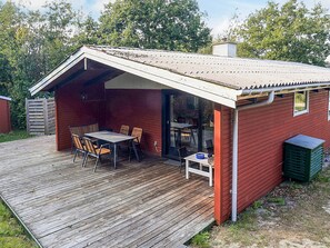 Exterior - Pretty Holiday Home in Ålbæk near Sea (Aalbaek)