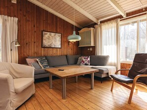 Interior - Pretty Holiday Home in Ålbæk near Sea (Aalbaek)