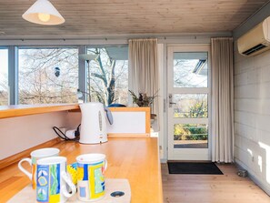 House | Interior - Quaint Holiday Home near Glesborg with Roofed Terrace (Glesborg)