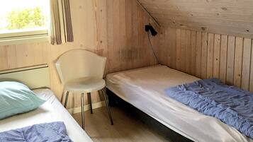 4 Schlafzimmer, Babybetten, individuell eingerichtet