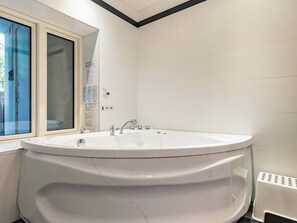 House | Spa treatment