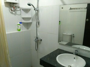 Casa, 3 camere da letto, accessibile ai disabili, terrazzo | Bagno | Set di cortesia gratuito