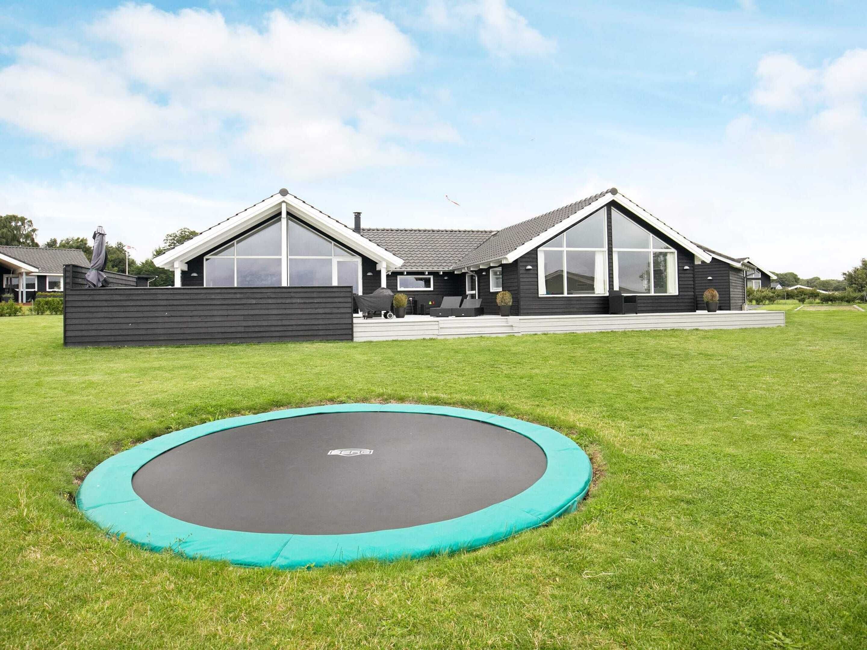 الإطلالة من المنشأة