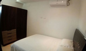 House, 3 Bedrooms, Smoking, Balcony | 3 bedrooms, iron/ironing board, bed sheets - Holiday Home in Gaira (Santa Marta)