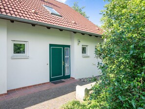 Plant, Building, Window, Sky, Land Lot, Cottage, House, Door, Wall