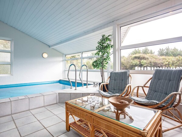 Ferienhaus | Pool | Innenpool, Außenpool