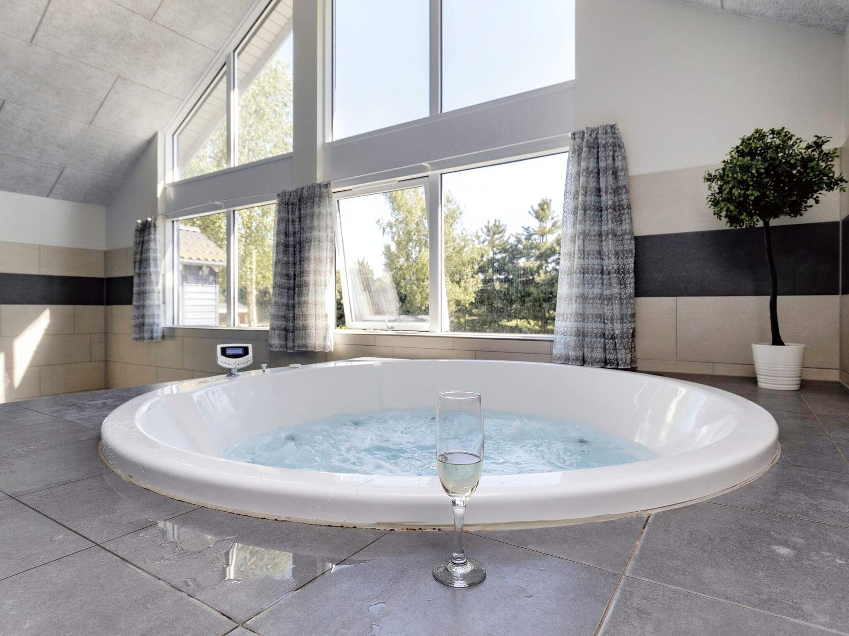 House | Spa treatment