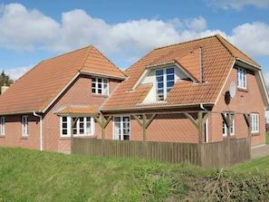 House | Exterior